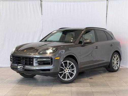 2024 Porsche Cayenne AWD