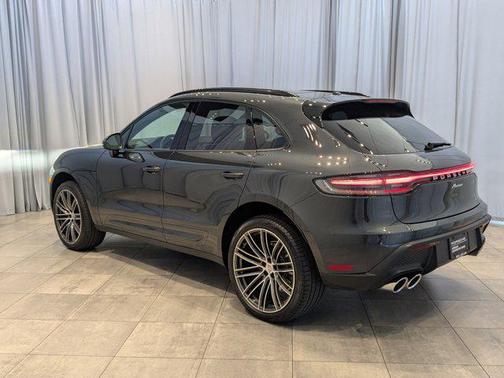 2024 Porsche Macan Base