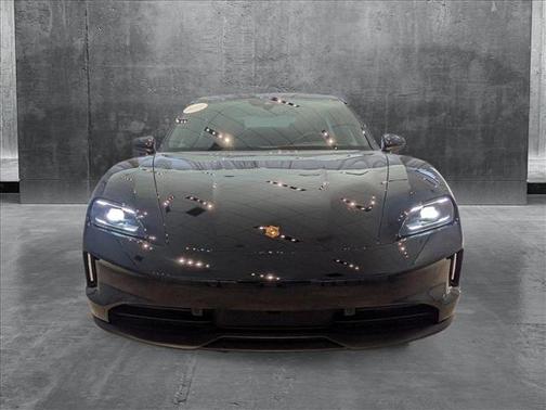 2025 Porsche Taycan RWD