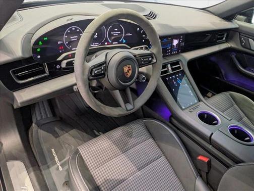 2025 Porsche Taycan RWD