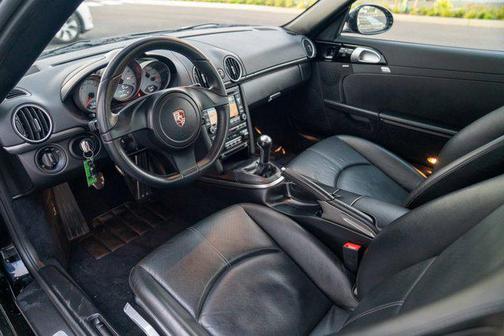 2010 Porsche Cayman 2dr Cpe