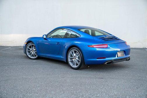 2015 Porsche 911 Carrera