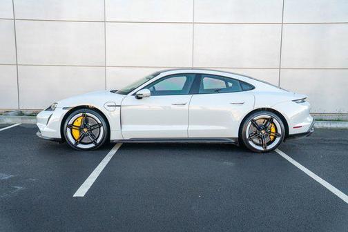 2021 Porsche Taycan Turbo S