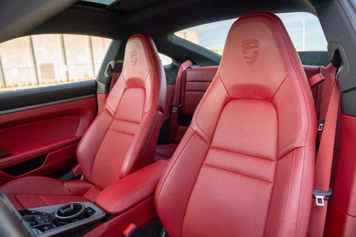 2021 Porsche 911 Carrera 4S