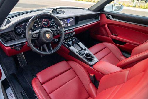 2021 Porsche 911 Carrera 4S