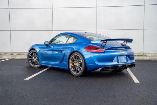 2016 Porsche Cayman GT4