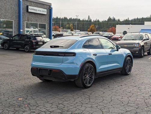 2024 Porsche Macan 4