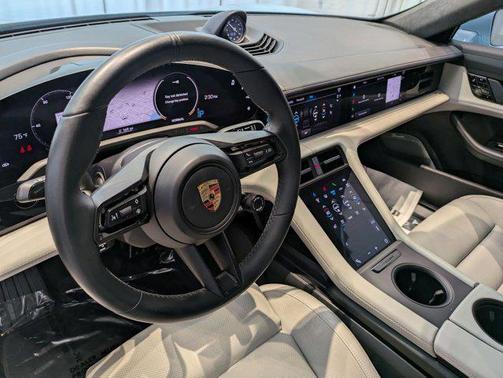 2021 Porsche Taycan Turbo