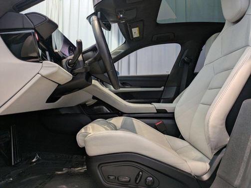 2021 Porsche Taycan Turbo