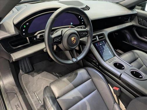2022 Porsche Taycan Cross Turismo 4