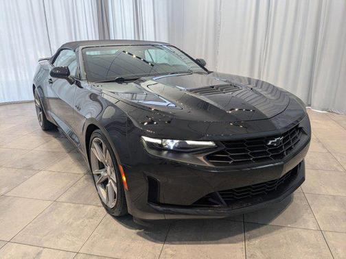 2023 Chevrolet Camaro RWD Convertible LT1