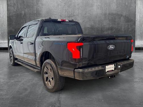 2024 Ford F-150 Lightning Flash