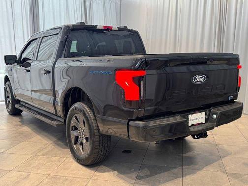 2024 Ford F-150 Lightning Flash