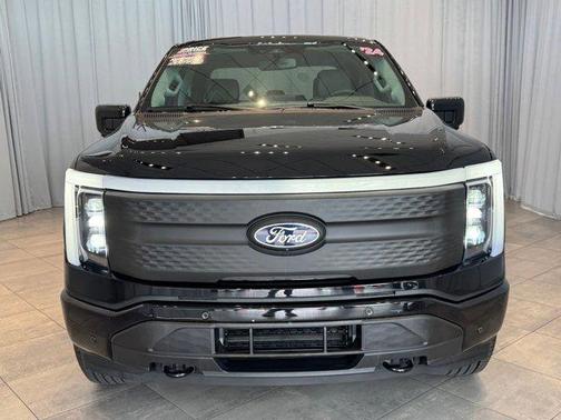 2024 Ford F-150 Lightning Flash