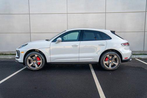 2026 Porsche Macan S