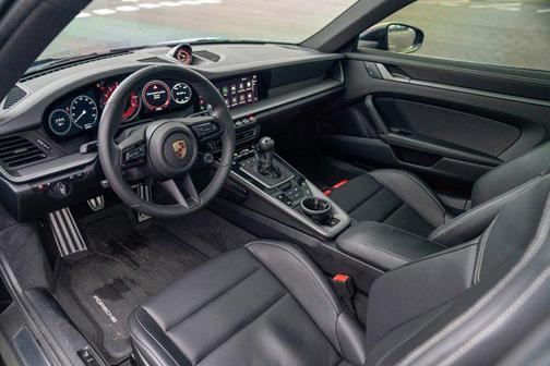 2024 Porsche 911 Carrera 4S