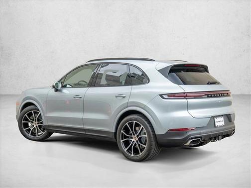 Dolomite Silver Metallic 2025 Porsche Cayenne Cayenne