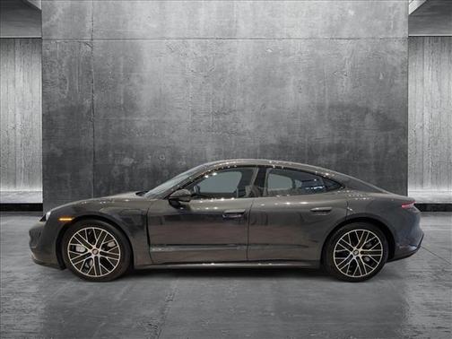 2020 Porsche Taycan Turbo