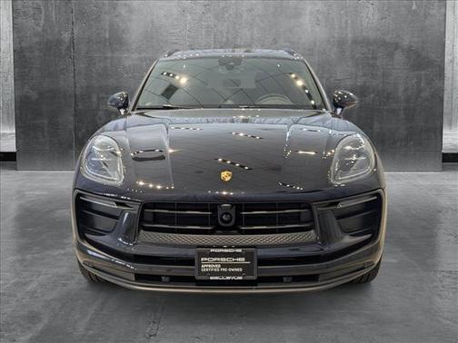 2024 Porsche Macan Base