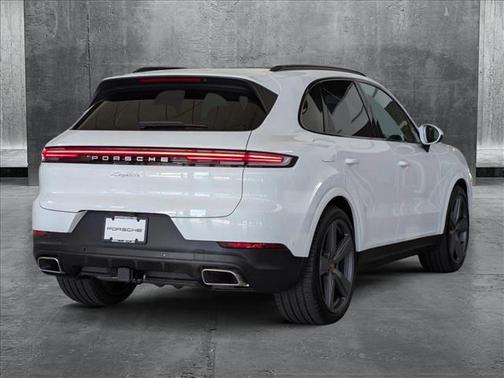 2024 Porsche Cayenne AWD