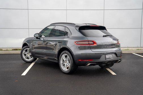 2018 Porsche Macan AWD