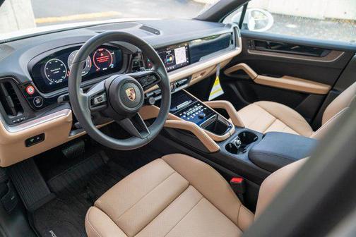 2025 Porsche Cayenne Cayenne