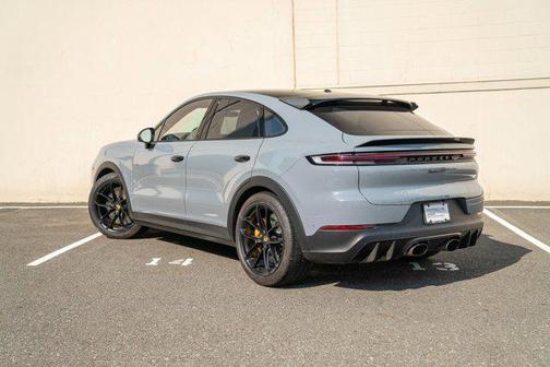 2024 Porsche Cayenne Turbo GT