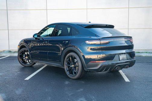 2023 Porsche Cayenne GTS