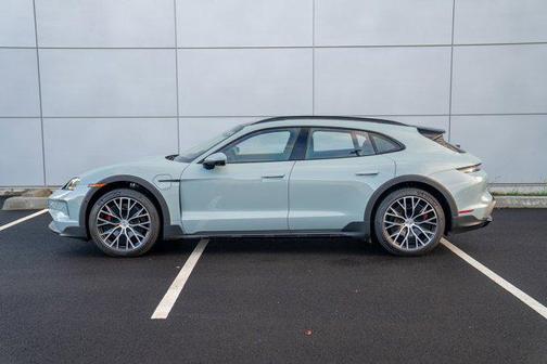 2025 Porsche Taycan 4S