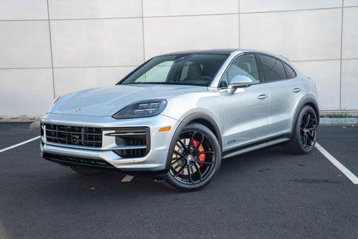 2026 Porsche Cayenne GTS