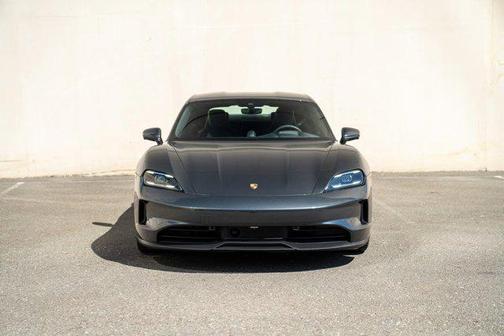2025 Porsche Taycan 4