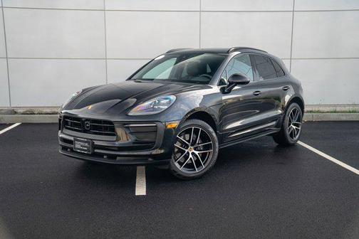 2025 Porsche Macan AWD