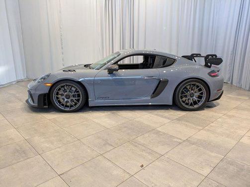 2025 Porsche 718 Cayman GT4 RS