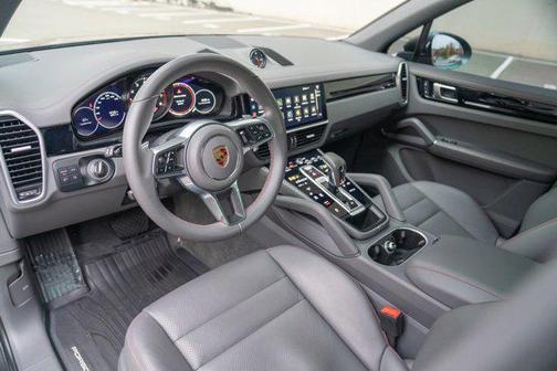 2023 Porsche Cayenne Cayenne