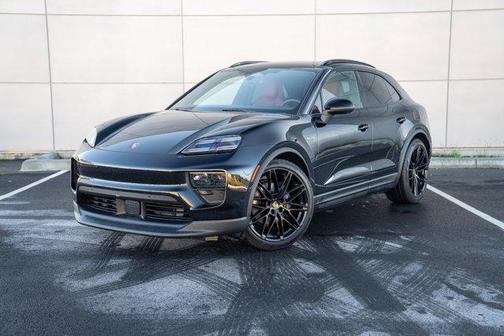 2025 Porsche Macan Electric