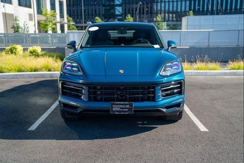 Montego Blue Metallic 2026 Porsche Cayenne Cayenne