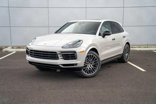 Chalk 2020 Porsche Cayenne Cayenne