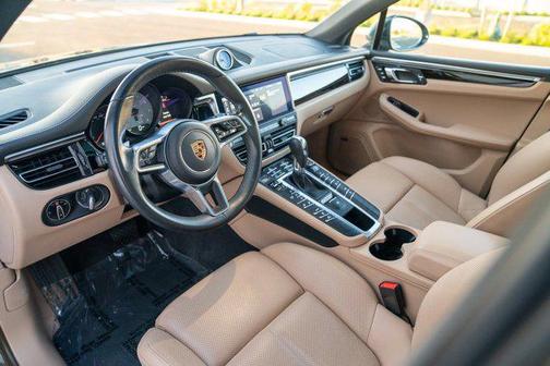 2021 Porsche Macan S