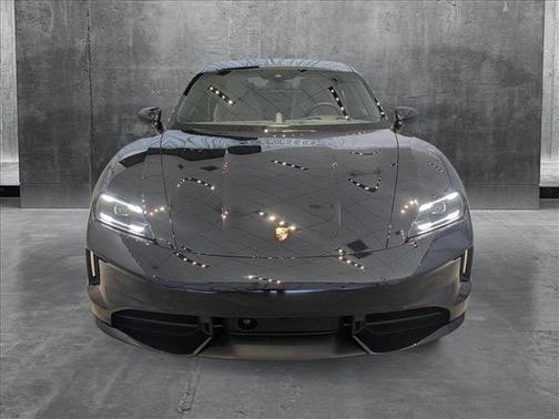2025 Porsche Taycan RWD