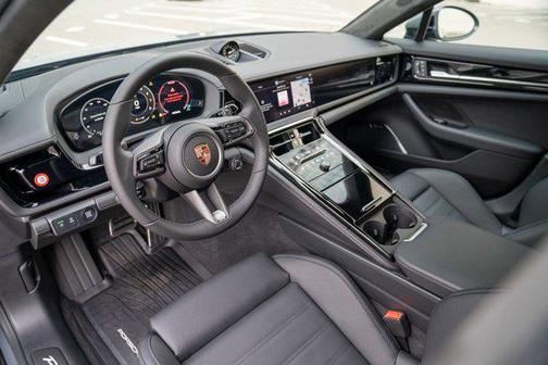 2026 Porsche Panamera GTS