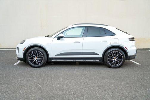 2025 Porsche Macan Electric