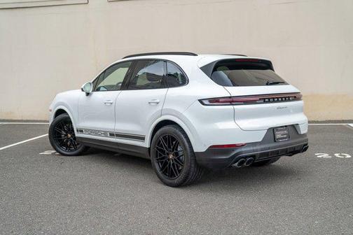 2025 Porsche Cayenne Cayenne
