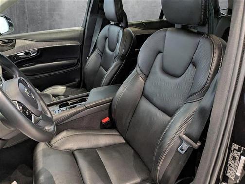 2021 Volvo XC90 T6 Inscription
