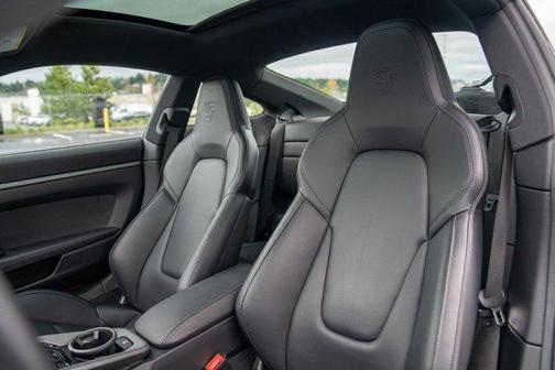 2024 Porsche 911 Carrera 4S