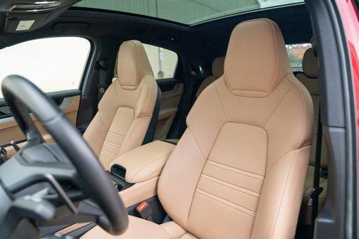 2025 Porsche Cayenne S