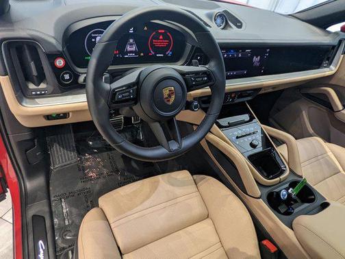 2025 Porsche Cayenne S