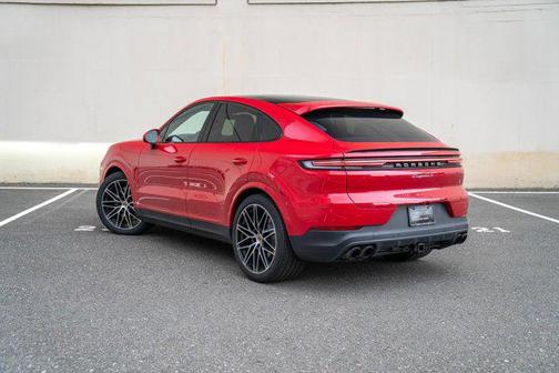 2025 Porsche Cayenne S