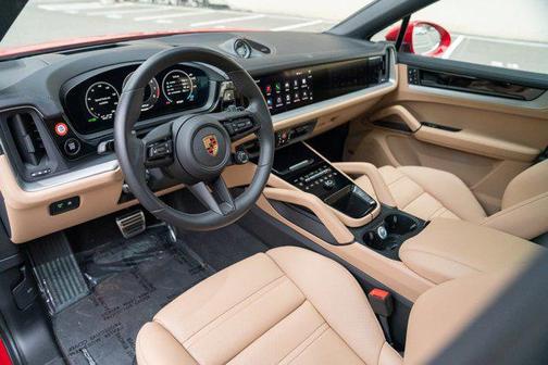 2025 Porsche Cayenne S