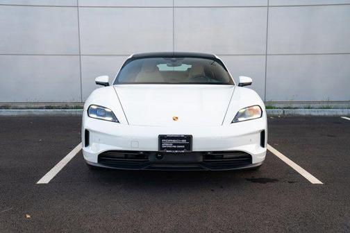 2025 Porsche Taycan 4