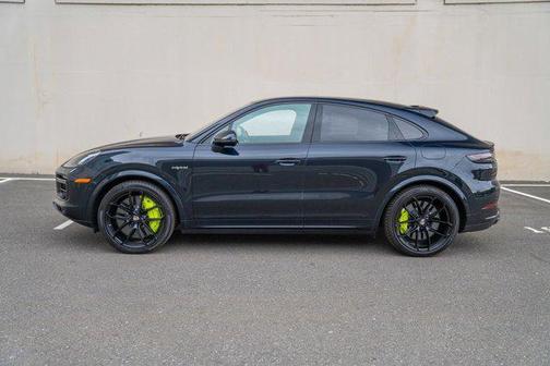 2023 Porsche Cayenne Turbo S